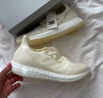 Adidas ultra boost hotsell size 8 mens