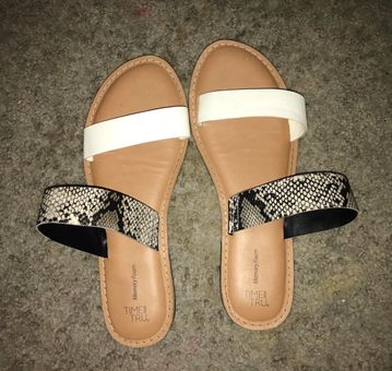 Super Cute Sandals White Size 11 13 35 Off Retail From Anika