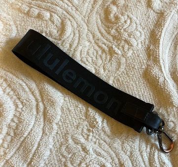 Lululemon Never Lost Keychain - Black