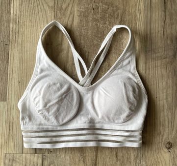 XOXO Sports Bra in white