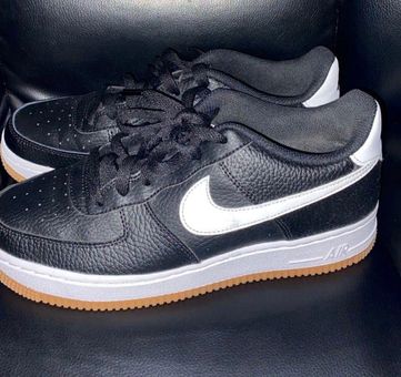 Nike Air Force 1 '07 - Black 7.5