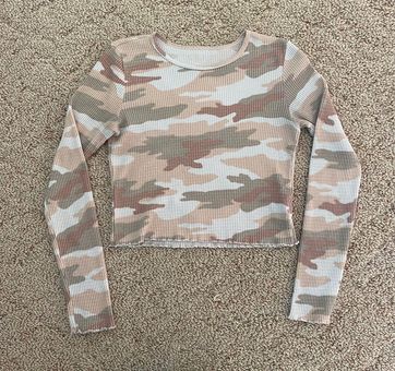 LETTUCE EDGE LONG SLEEVE CROP TOP