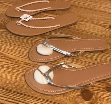 Charlotte russe flip on sale flops