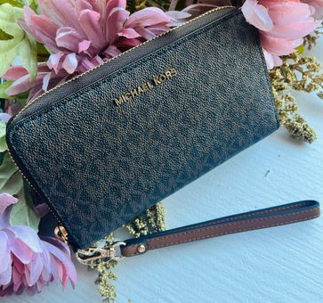 michael kors wallet brown