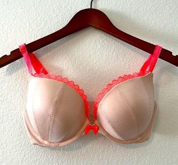 Victoria's Secret, Very Sexy Push Up bra