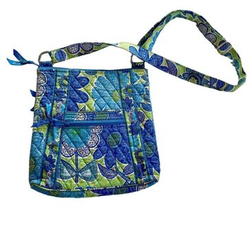 This Vera Bradley Triple Zip Crossbody Comes in Nearly 50 Colors | Us Weekly