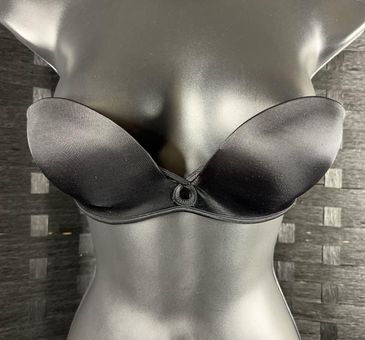 Victoria's Secret, Intimates & Sleepwear, Black And White Victorias  Secret Bombshell Bra 32a