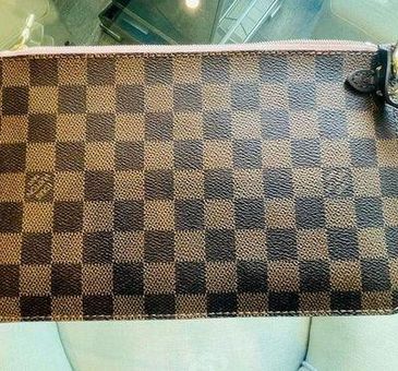 LOUIS VUITTON NEVERFULL POUCH Good