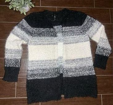 Allie&Rob black and Ivory eyelash open cardigan sz large - $24