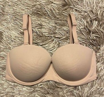 Wacoal Light Nude Color 32DD Bra Size undefined - $22 - From Tara