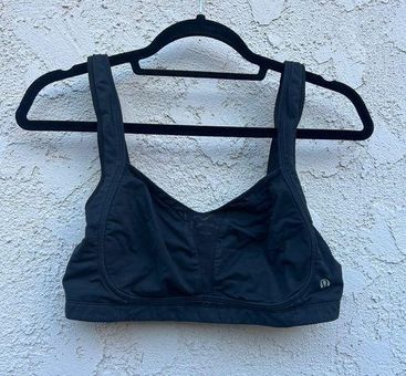 MD 34DD black no padding fabric sports bra Size L - $15 - From