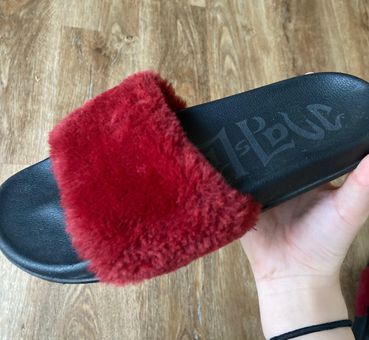 Target Fuzzy Slides Red Size 8 14 36 Off Retail From Kalli