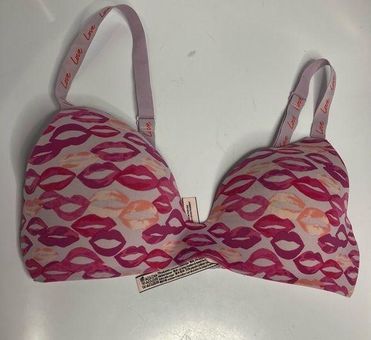 Victoria's Secret T-shirt lightly lined wireless bra lips size 34C - $31