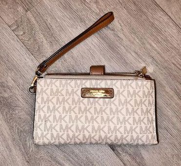 MICHAEL Michael Kors | Bags | Michael Kors Wristlet Wallet Brand New Never  Used | Poshmark