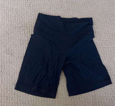 Aritzia TNA 5” biker shorts