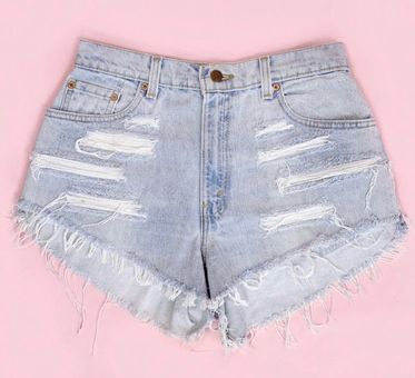 Vintage Distressed Levi shorts sz 