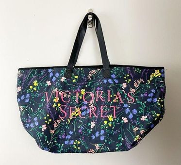 victoria's secret pvc tote bag, in perfect condition
