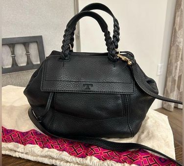Tory burch half moon satchel black 2025 Tory burch half moon satchel black 2025