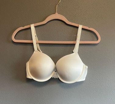 Auden bra Size M - $5 (66% Off Retail) - From Felicia