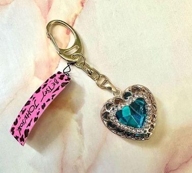 Betsey Johnson Vegan Leather Heart Box Of Chocolate Crossbody Bag -Pink –  Dolls Kill