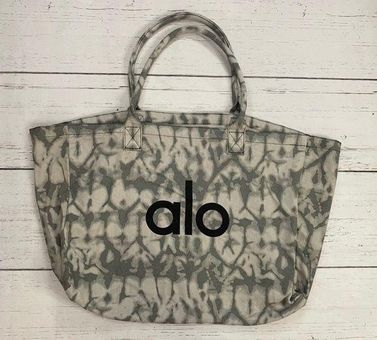 Alo Yoga grey tie dye large tote bag 40 From Nicole