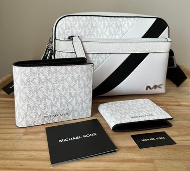 Latest Michael Kors Bags & Handbags arrivals - Women - 88 products |  FASHIOLA INDIA