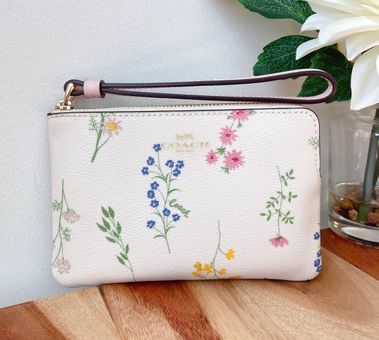 COACH Zip Card Case With Spaced Wildflower Print