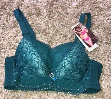 Qianziwanii bra quality bra very structured detailed bra Chinese size 32/70  - $21 - From Paydin