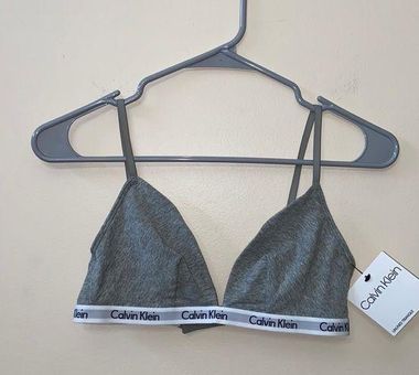 Calvin Klein bra/ bralette size medium - $18 New With Tags - From Katie