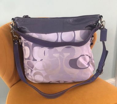 Coach Vintage Zoe Shoulder Bag