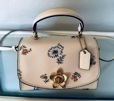 Coach Gallery Tote With Dandelion Floral Print