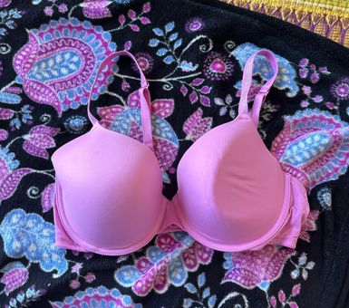Victoria's Secret Pink Wear Everywhere tshirt bra 38C