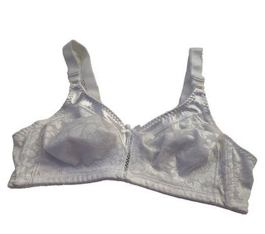 The Comfy Bali Bra Size B 38/85 White Unpadded - $7 - From Bal