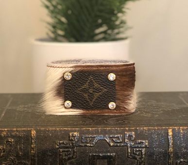 LV Cowhide Bracelet