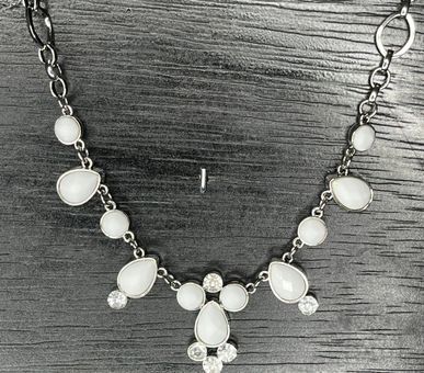 Amazon.com: White Shell Pearl Flower Black Crystal Bib Beaded Statement  Necklace Jewelry for Women : Handmade Products