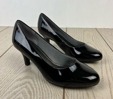 Lifestride black sales patent pumps