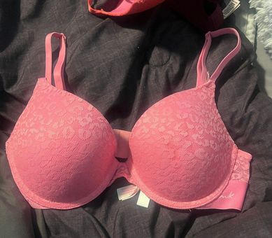 Pink bra size: 34