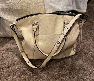 Aimee Kestenberg Purse White 23 90 Off Retail From Hannah