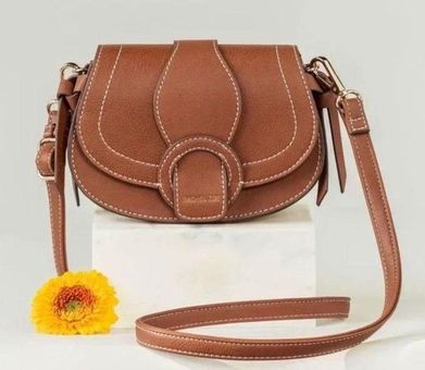 NWT, bebe crossbody bag  Crossbody bag, Bebe purses, Tan crossbody purse