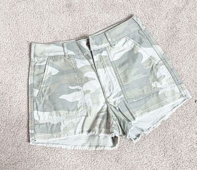 Abercrombie camo shop shorts