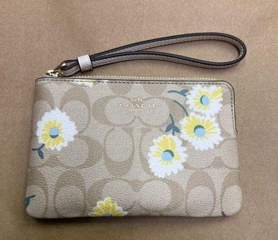 Coach Corner Zip Wristlet in Signature Canvas with Apple Print