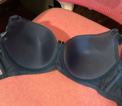 Emily Johnson NWT SEXY BLACK BRA. 38DD Size 38 E / DD - $19 (61% Off  Retail) New With Tags - From CYNTHIA