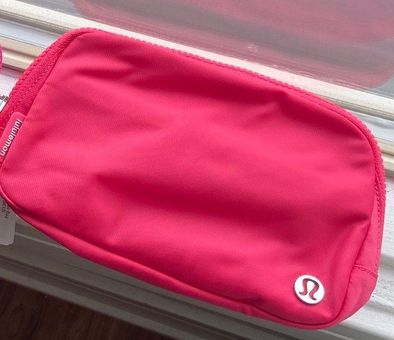 Lululemon Lipgloss belt bag! New for summer 2023! 