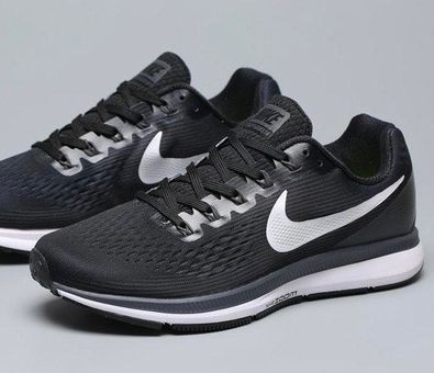 Nike Air Zoom Pegasus 34 Athletic Shoes Black Size 7.5 - $48 (47% Off  Retail) - From Sammee