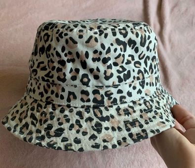 Urban Outfitters NWOT Leopard Print 