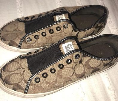 Coach Shoes Brown Size 9.5 - $48 (68% Off Retail) - From MaKenzi