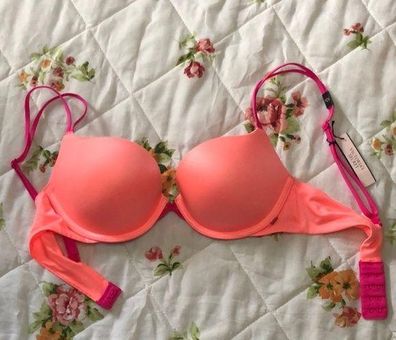 Victoria's Secret, Intimates & Sleepwear, Nwt Victoria Secret Padded  Sports Bra Red