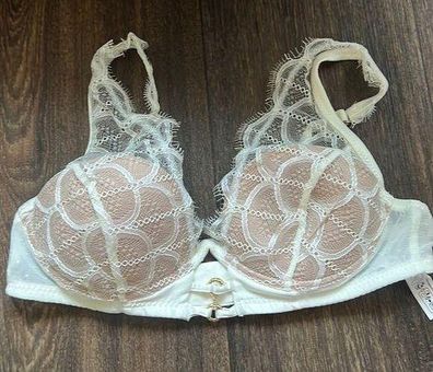 Intimissimi Elena Bra White Size undefined - $45 New With Tags - From  Mooshkini