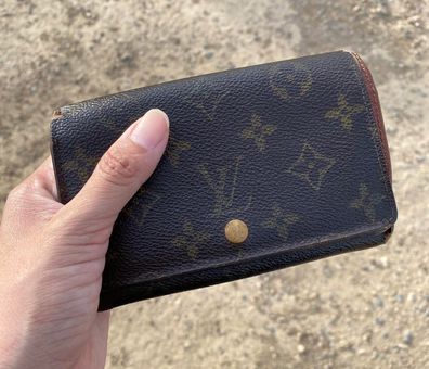 Louis Vuitton Monogram Compact Wallet 