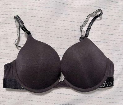 Calvin Klein, Intimates & Sleepwear, Calvin Klein Bra Size 34b